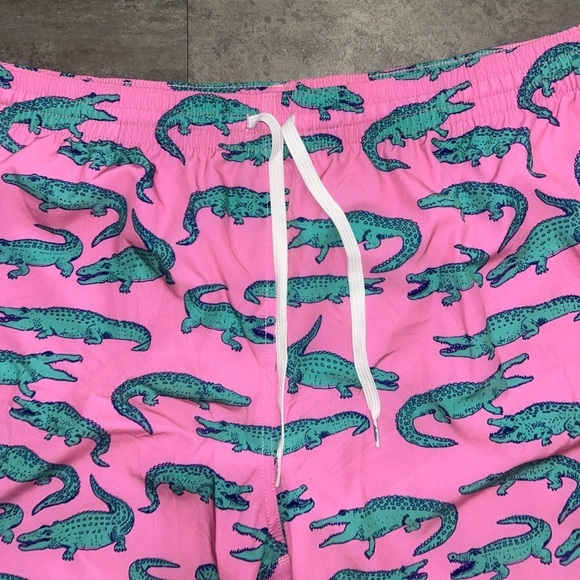 NEW Chubbies swim trunks The Glades 5.5” Lined - Picture 3 of 7